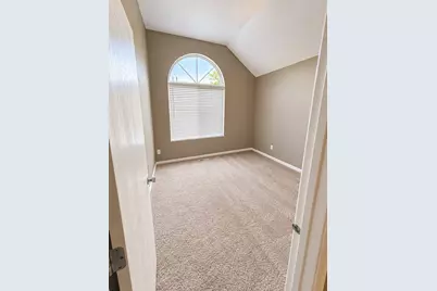 287 Sandhurst Lane #D, South Elgin, IL 60177 - Photo 11