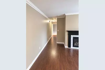 287 Sandhurst Lane #D, South Elgin, IL 60177 - Photo 5
