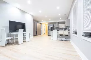 4453 S Lake Park Ave, Chicago, IL 60653 - Photo 3