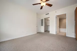 130 N Garland Ct, Chicago, IL 60602 - Photo 17