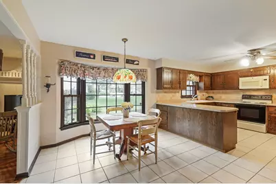 311 Clearbrook Court, Schaumburg, IL 60193 - Photo 11