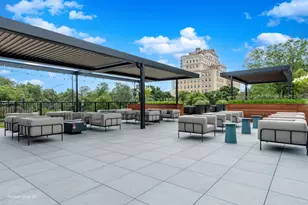 2020 N Lincoln Park, Chicago, IL 60614 - Photo 17