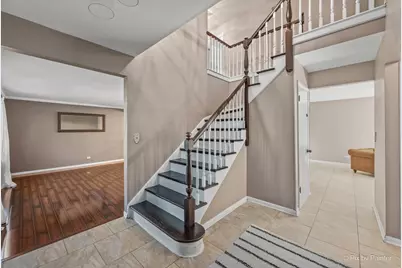 613 Glenn Court, Schaumburg, IL 60193 - Photo 3