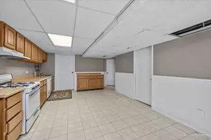 613 Glenn Ct, Schaumburg, IL 60193 - Photo 35