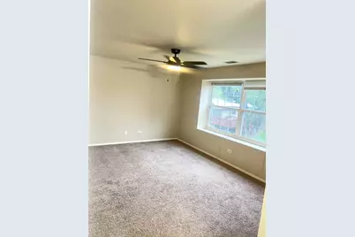 7567 Waterford Drive, Hanover Park, IL 60133 - Photo 15