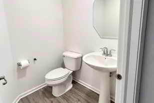 2701 Martini St, Mundelein, IL 60060 - Photo 17