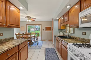 15224 Walnut Rd, Oak Forest, IL 60452 - Photo 13