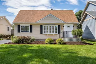 5344 S Ashland Ave, Countryside, IL 60525 - Photo 1