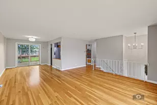 5909 El Morro Ct, Oak Forest, IL 60452 - Photo 9