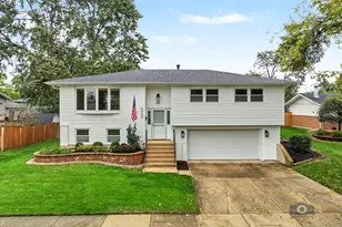 5909 El Morro Ct, Oak Forest, IL 60452 - Photo 3