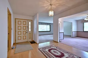 132 S Staffire Dr, Schaumburg, IL 60193 - Photo 13