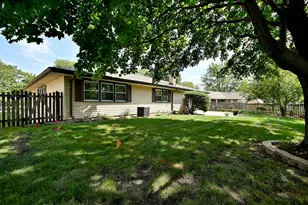 132 S Staffire Dr, Schaumburg, IL 60193 - Photo 35