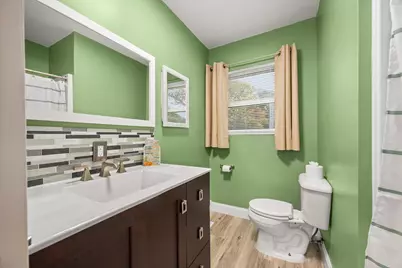 1323 Vienna Boulevard, Dekalb, IL 60115 - Photo 9
