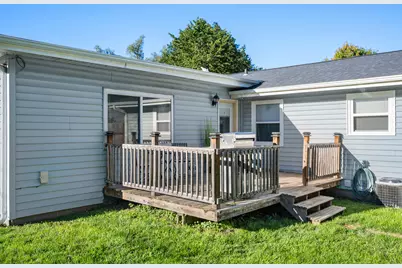 1323 Vienna Boulevard, Dekalb, IL 60115 - Photo 19
