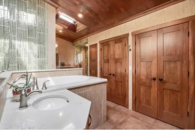 26181 W Laurel Avenue, Wauconda, IL 60084 - Photo 23
