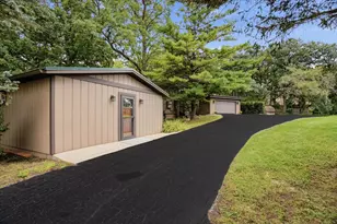 26181 W Laurel Ave, Wauconda, IL 60084 - Photo 37