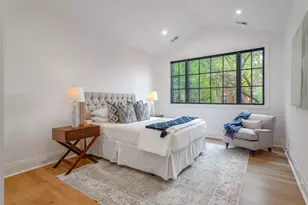 1907 W Cuyler Ave, Chicago, IL 60613 - Photo 25
