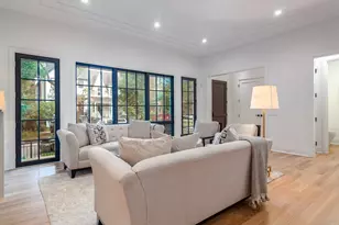 1907 W Cuyler Ave, Chicago, IL 60613 - Photo 3