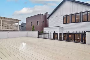 1907 W Cuyler Ave, Chicago, IL 60613 - Photo 43
