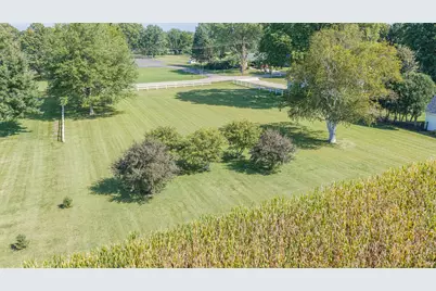 704 E Thompson Street, Princeton, IL 61356 - Photo 19