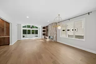 1321 N Webster St, Naperville, IL 60563 - Photo 9