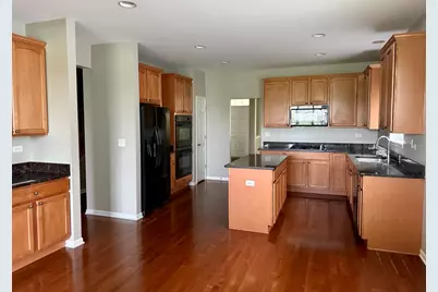 788 Bonaventure Drive, Oswego, IL 60543 - Photo 5