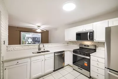2165 Wildwood Court, Hanover Park, IL 60133 - Photo 5
