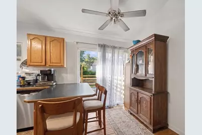 5 Sheffield Court, Streamwood, IL 60107 - Photo 5