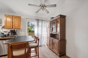 5 Sheffield Ct, Streamwood, IL 60107 - Photo 5