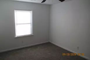 10 Lilac Dr, Centralia, IL 62801 - Photo 9