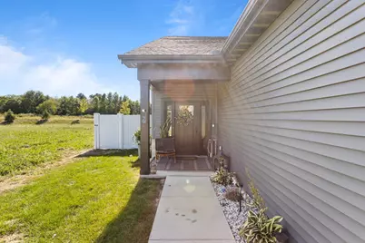 7 Prairie Trail, Monticello, IL 61856 - Photo 3