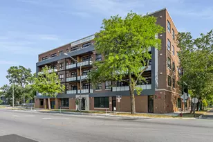 435 Madison St, Oak Park, IL 60302 - Photo 1
