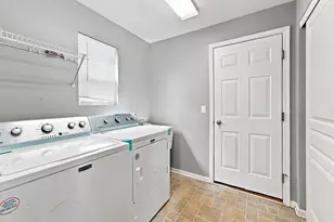 1177 Blue Heron Cir, Antioch, IL 60002 - Photo 37