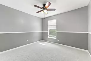 1177 Blue Heron Cir, Antioch, IL 60002 - Photo 9