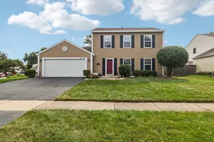 1S731 Sheffield Ln, Warrenville, IL 60555 - Photo 1
