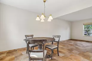 1S731 Sheffield Ln, Warrenville, IL 60555 - Photo 7
