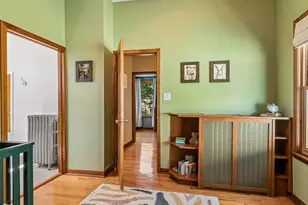 4731 N Kilbourn Ave, Chicago, IL 60630 - Photo 23