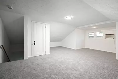 2619 W Farwell Avenue, Chicago, IL 60645 - Photo 21