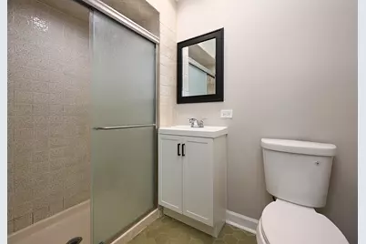 2619 W Farwell Avenue, Chicago, IL 60645 - Photo 19