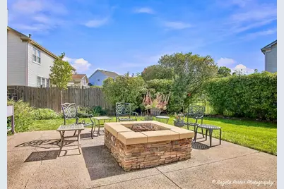813 Walton Lane, Grayslake, IL 60030 - Photo 33