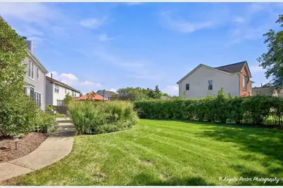 813 Walton Lane, Grayslake, IL 60030 - Photo 35