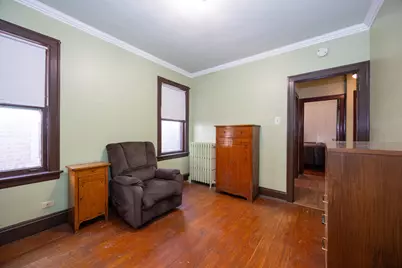 5226 W Wolfram Street, Chicago, IL 60641 - Photo 15