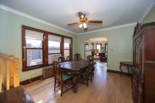 5226 W Wolfram St, Chicago, IL 60641 - Photo 9