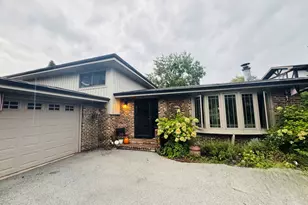 8740 W 99th St, Palos Hills, IL 60465 - Photo 1