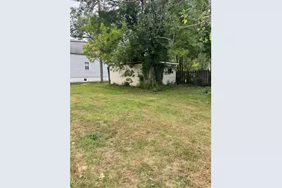 752 State Line Road, Calumet City, IL 60409 - Photo 3