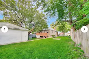 8432 S Honore St, Chicago, IL 60620 - Photo 19