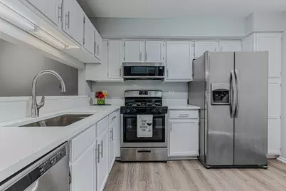 1069 Talbots Lane #1069, Elk Grove Village, IL 60007 - Photo 7