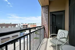 850 Village Center Dr, Burr Ridge, IL 60527 - Photo 29