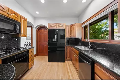 1626 Elmwood Avenue, Wilmette, IL 60091 - Photo 11