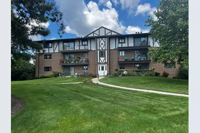 11018 Theresa Circle #2D, Palos Hills, IL 60465 - Photo 1